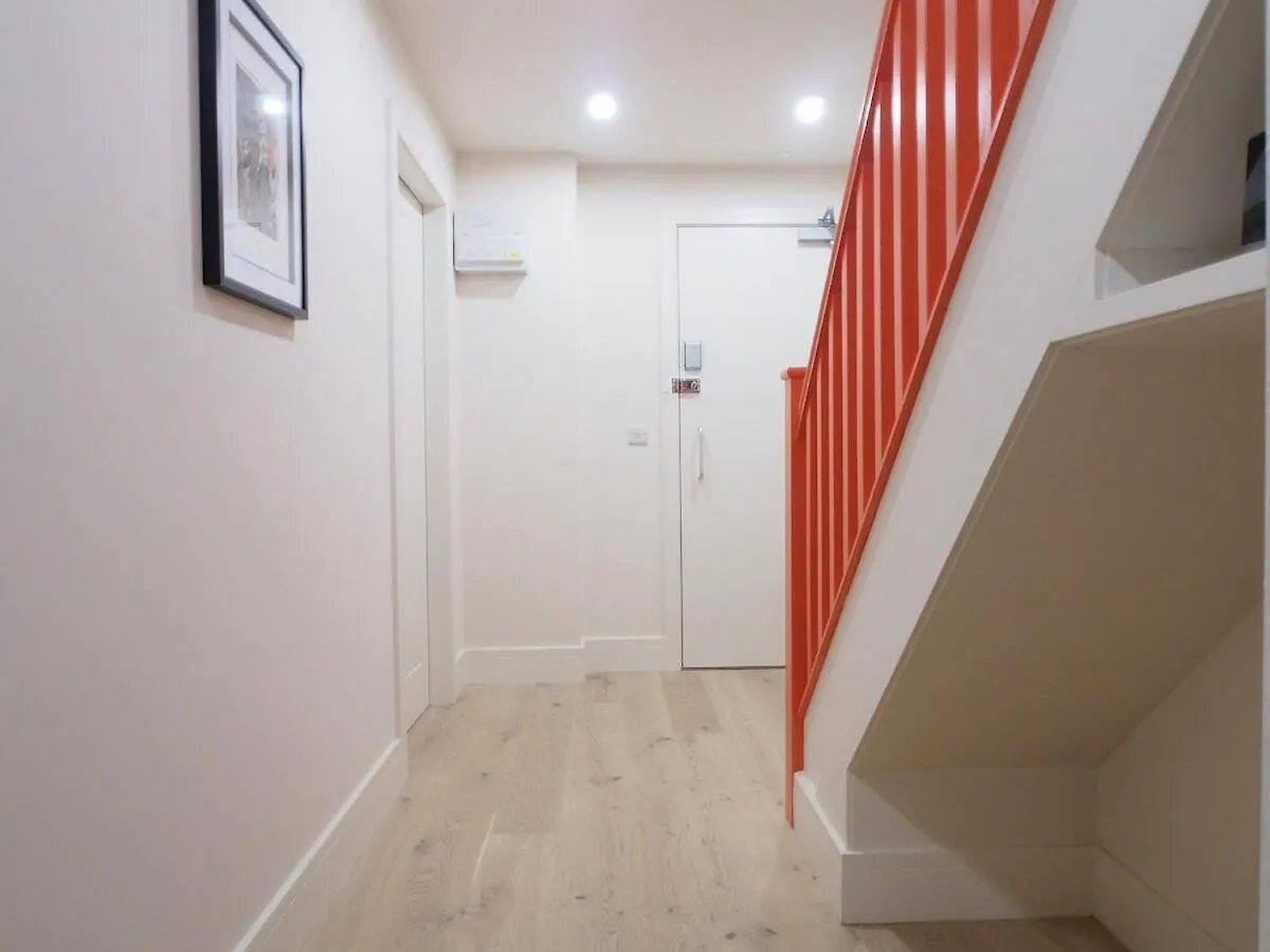 Stylish Mezzanine Loft In Central Edinburgh - Flat 5, Elgin House Apartments